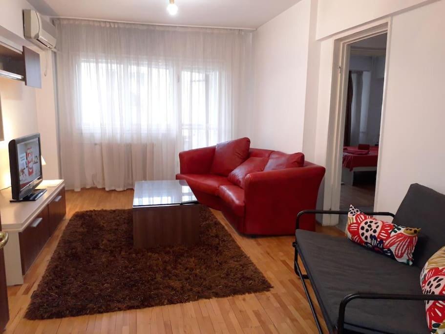 Corso - City Center Bukares Bagian luar foto