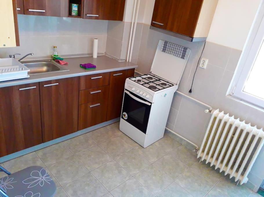 Corso - City Center Bukares Bagian luar foto